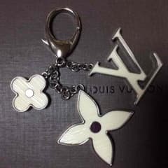 ☆mike娘様専用☆ルイヴィトン  チャーム（正規品）のサムネイル