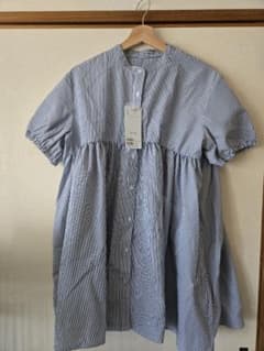 新品 ストライプ柄 半袖 ギャザーブラウスのサムネイル