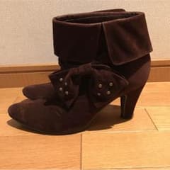ショートブーツのサムネイル