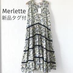新品タグ付 マーレット フラワープリント Vネックノースリーブ