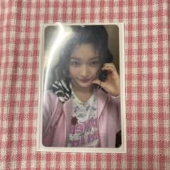 ILLIT イロハ　トレカのサムネイル