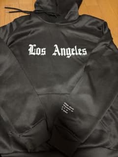【早い者勝ち‼️】Los Angeles パーカー ブラックのサムネイル