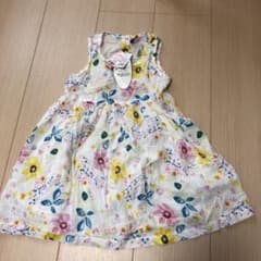 しまむら 背中あきノースリーブワンピース 未使用品のサムネイル