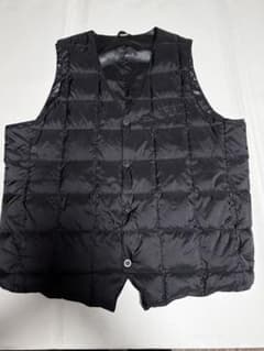 美品　TAIONタイオン　ベスト　XL ブラックのサムネイル