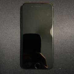大幅値引き中iPhone7 Jet Black 128 GB docomoのサムネイル