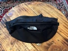 THE NORTH FACEブラックボディバッグのサムネイル