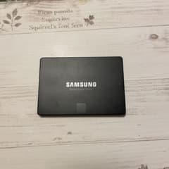 Samsung 860 EVO 500GB SSDのサムネイル