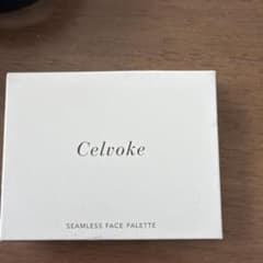 Celvoke セルヴォーク シームレス フェイスパレット 01のサムネイル
