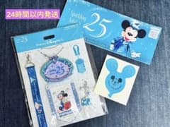 く*ま様 【非売品】パケパ限定 ディズニーシー 25周年 ジュビリーバッジセットのサムネイル