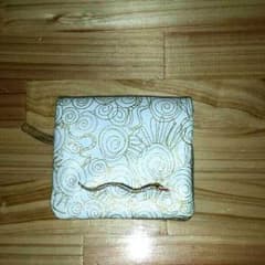 ツモリチサトの折財布[ヘビの刺繍]のサムネイル