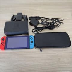 美品　Nintendo Switch 本体 ポーチ付き 箱無しのサムネイル