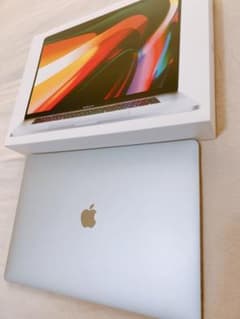 APPLE MacBook Pro 16インチのサムネイル