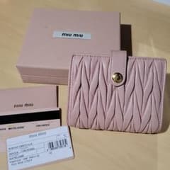 miumiu財布☆のサムネイル