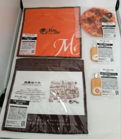 堂島ロール　ドリーミー　くじ　ハンドタオル　前髪クリップ　おでかけ小物入れ