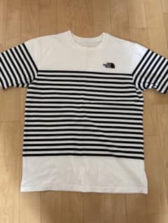 THE NORTH FACE ストライプ Tシャツのサムネイル
