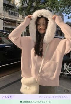 ファー付きフード ピンクニット Mのサムネイル