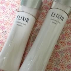 エリクシール 化粧水 乳液 ２つセットのサムネイル