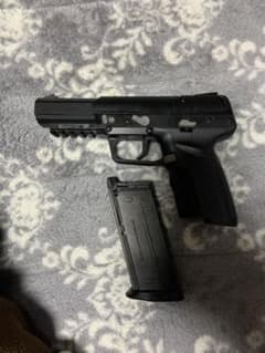 東京マルイ　FN5-7のサムネイル