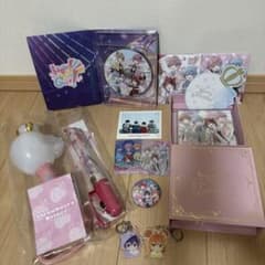 すとぷり ペンライト2本 CD DVD here we Go！トレカ缶バッジ - メルカリ