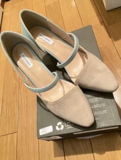 PINK CAT パンプス ストラップ付 ライトブルー 24.5cmのサムネイル