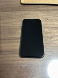 iPhone11Pro 256Gミッドナイトグリーン　美品のサムネイル