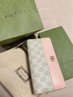 GUCCI ダブルGジップアラウンドウォレットのサムネイル