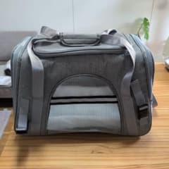 グレー メッシュパネル キャリーバッグのサムネイル