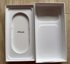 Apple iPhone 17 promax オレンジ空箱のサムネイル