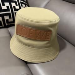 【ほぼ新品】LOEWE ベージュ バケットハット　キャンバス　57 ほぼ新品】LOEWE ベージュ バケットハット キャンバス 57 - メルカリ