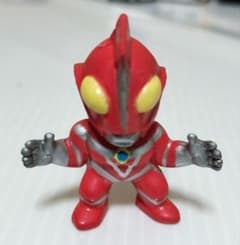 デフォルメフィギュア ウルトラマン レッドのサムネイル
