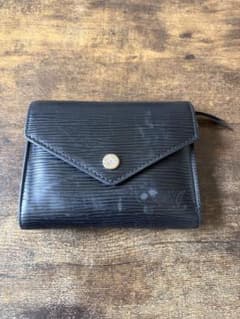Louis Vuitton ポルトフォイユヴィクトリーヌ　エピのサムネイル