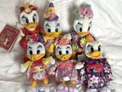 デイジーダック ぬいぐるみバッジ セット⑤ - メルカリ