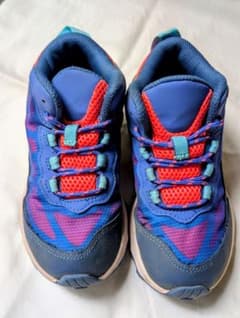 MERRELL トレッキングシューズ 防水　19cmのサムネイル