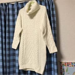 ニットワンピースのサムネイル