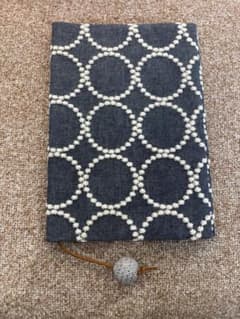刺繍ブックカバー A5サイズのサムネイル