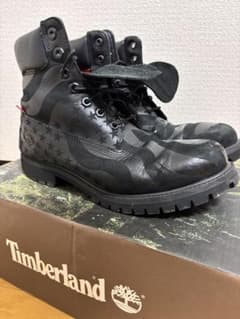 Supreme × Timberlandのサムネイル