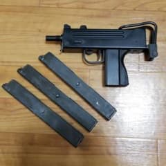 KSC M11A1 ガスブロ　マガジン3本　快調のサムネイル