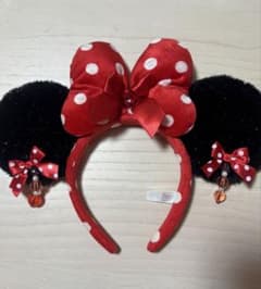 ⭐︎美品⭐︎ディズニー ミニー カチューシャ イヤリング　赤　ディズニーリゾート限定のサムネイル