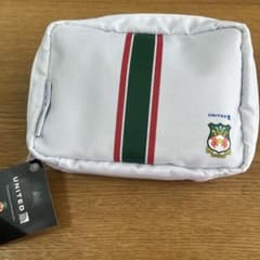 ユナイテッド航空 ビジネス　アメニティ Wrexham AFCコラボのサムネイル