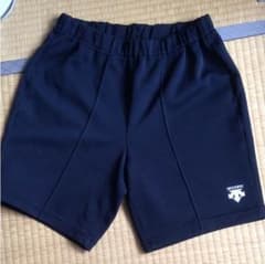 バレーボール デサント ハーフパンツのサムネイル