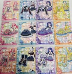 アイカツアカデミー アイカツ アンコール！ブロッサムコーデ 12枚セットのサムネイル