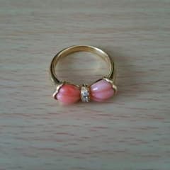 珊瑚とダイヤモンドのピアス18金のサムネイル