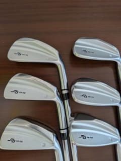 新品同様 三浦技研 KM-700 #5-PW 6本組モーダス 115/Sのサムネイル