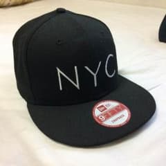alpina様専用 newera キャップ 黒 スナップバック NYCのサムネイル