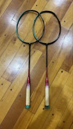 バドミントンラケット（ジャンク品）のサムネイル