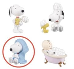 ガチャガチャ　PEANUTS スヌーピー リラクシングバスタイム ガチャのサムネイル