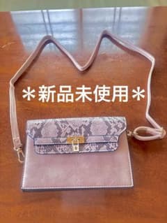 新品未使用♡スマホショルダースモーキーピンクのサムネイル