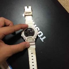 G-SHOCKのサムネイル