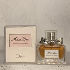 ❤️甘酸っぱいベリー❤️Miss Dior Absolutely Bloomingのサムネイル