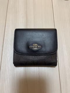 COACH ブラックレザー 三つ折り財布のサムネイル